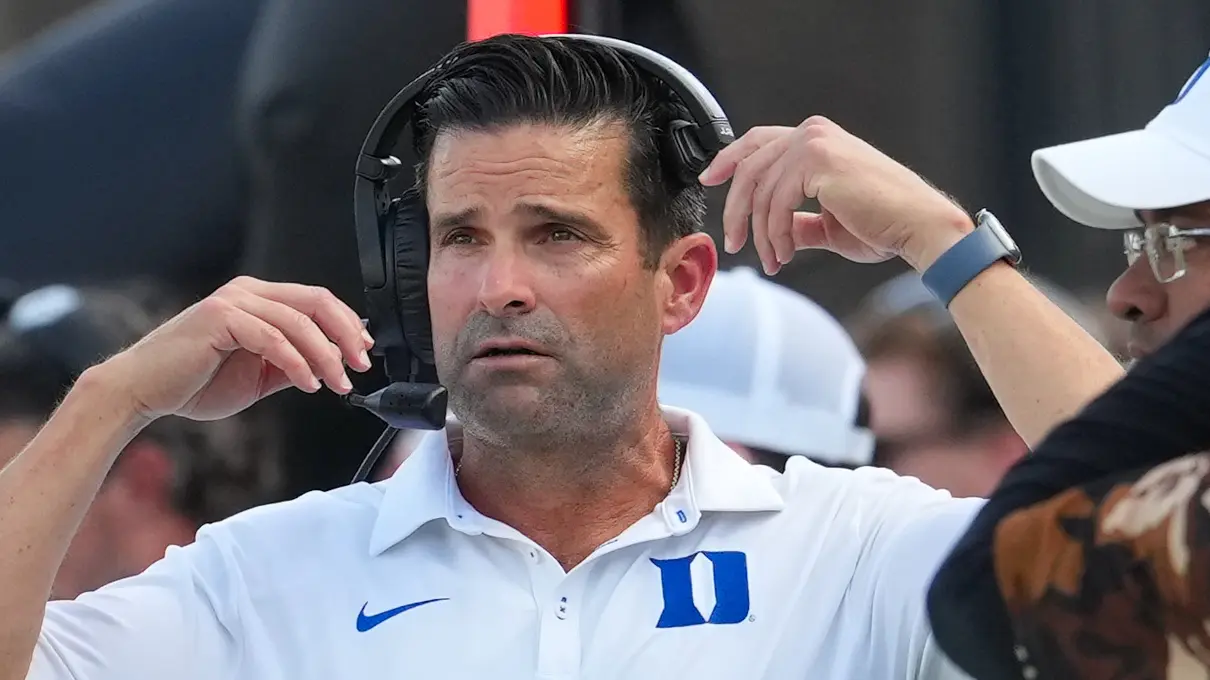 How Matt Craycraft Showing He's Glue Guy for Duke Football