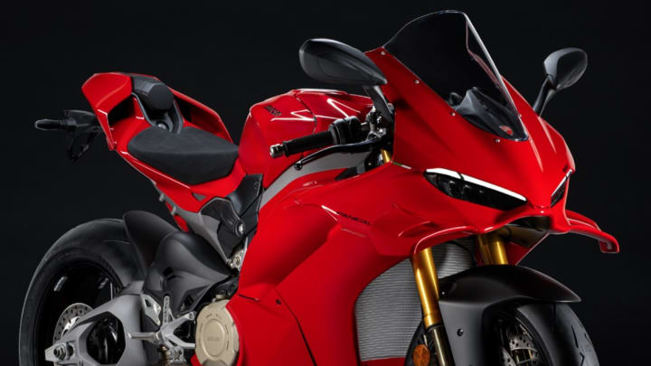 Ducati Panigale V4 2024