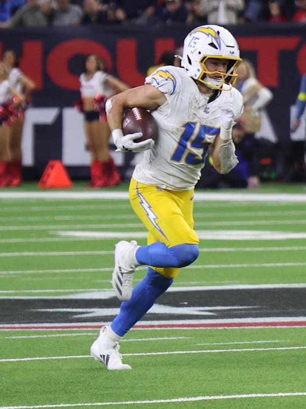 Los Angeles Chargers wide receiver Ladd McConkey (15).