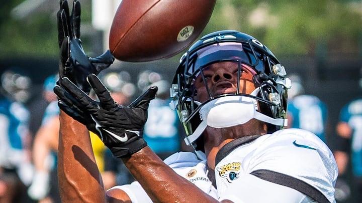 Jacksonville Jaguars cornerback Caleb Ransaw (27) hauls in a pass while running routes during the seventh organized team activity at the Miller Electric Center in Jacksonville, Fla. Monday, June 2, 2025. [Doug Engle/Florida Times-Union]