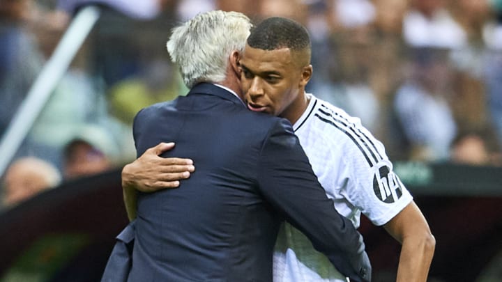 Carlo Ancelotti et Kylian Mbappé - Real Madrid