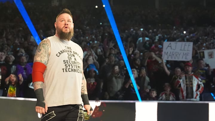 WWE Rumors Praise for Kevin Owens, Latest On Becky Lynch, And Nia Jax