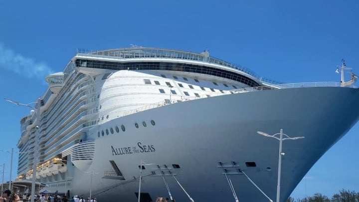 Falcons fans cruise on Royal Caribbean's Allure of the Seas