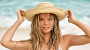 Ellie Thumann was photographed by Yu Tsai in Mexico. 