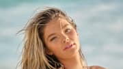 Ellie Thumann was photographed by Yu Tsai in Mexico. 