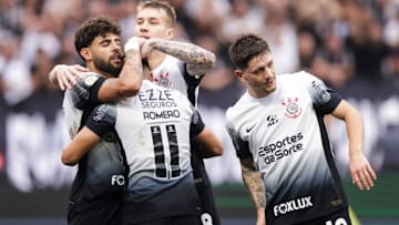 Depois de lutar contra o rebaixamento por 24 rodadas no Brasileirão, o Corinthians encerrou o ano com vaga na Libertadores 2025