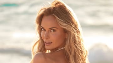Jena Sims was photographed by Ben Watts in Bermuda. 