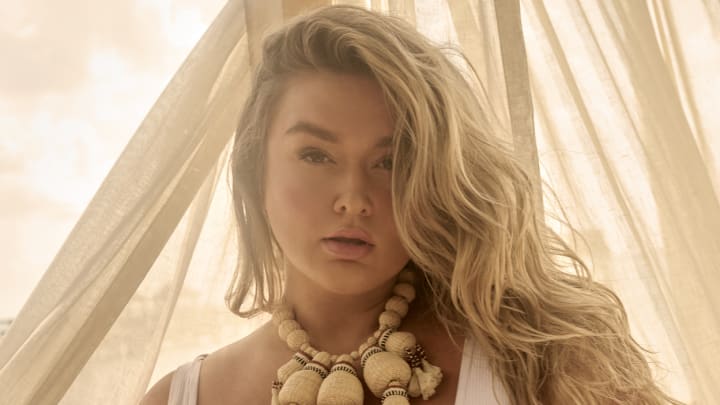 Hunter McGrady was photographed by Yu Tsai in Mexico. 