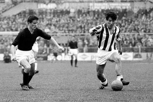 Omar Sivori in action for Argentina.