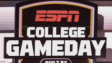 ESPN's GameDay Highlights Pitt vs. No. 10 Notre Dame Clash