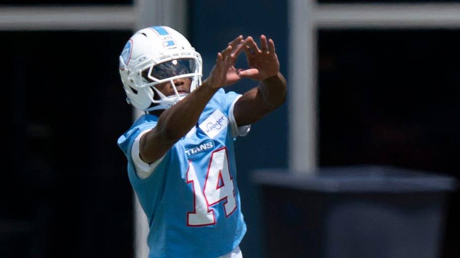 Carnell Tate.