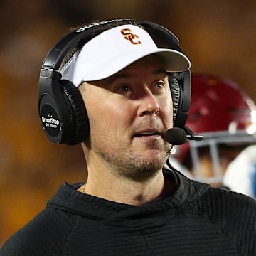 Lincoln Riley USC Trojans Coach LSU Tigers Brian Kelly Chad Bowden Recruiting Class Los Angeles Big Ten hire fire contract 