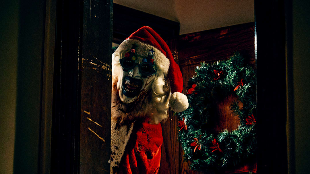 David Howard Thornton as “Art the Clown” in the horror film, TERRIFIER 3, a Cineverse release. Photo courtesy of Jesse Korman/Dark Age Cinema