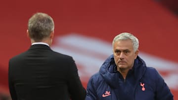 Jose Mourinho shaking hands with OGS 