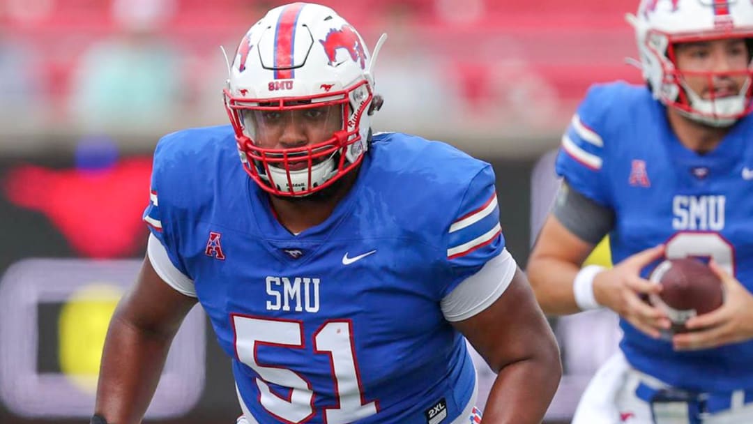 SMU Mustangs offensive guard Justin Osborne named to ACC first team by Phil Steele Preseason Magazine.