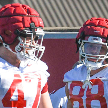 Arkansas Razorbacks tight end Rohan Jones during spring practice drills on the outside practice fields in Fayetteville, Ark.
