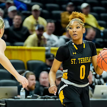 Jazlyn Rhodes returns for St. Teresa's, one of the states best teams