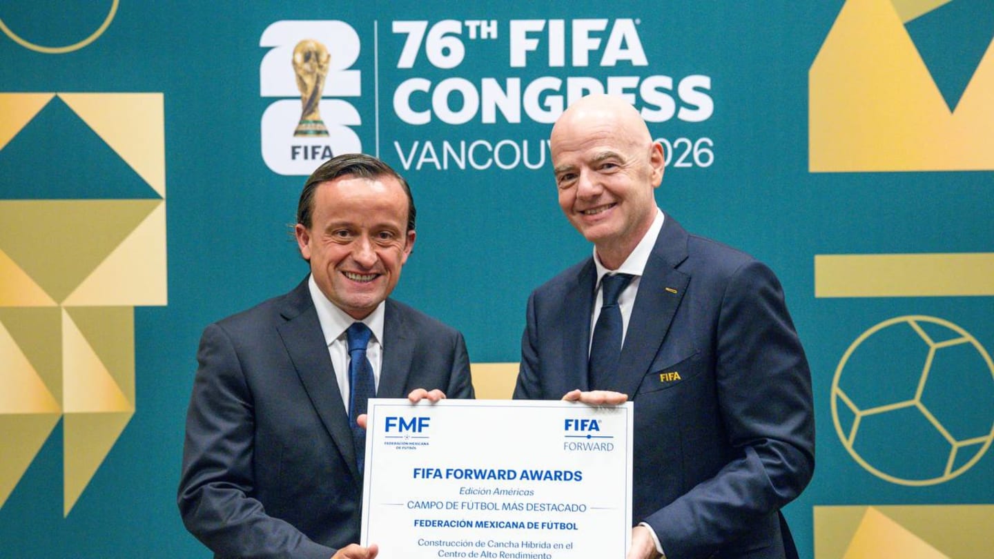 FIFA otorga reconocimiento a cancha híbrida de Centro de Alto Rendimiento de la FMF