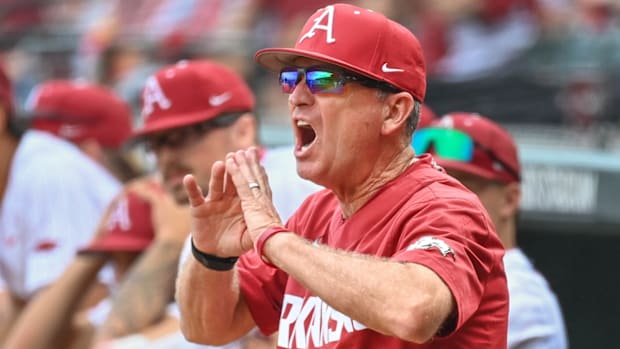 Razorbacks' Dave Van Horn yelling from dugout against Florida
