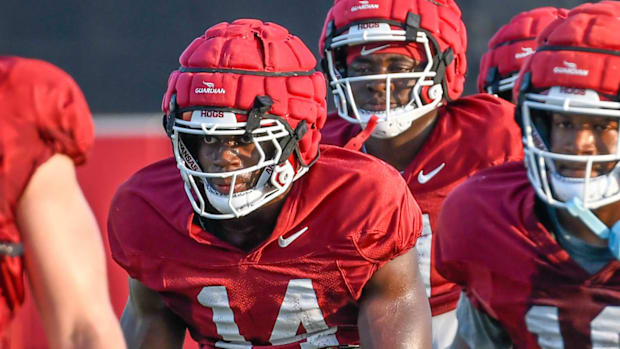 Razorbacks linebacker Stephen Dix in drills during fall camp