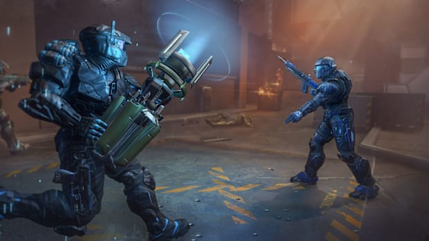 Halo Character Holding Equipment