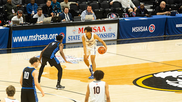 Scottie Adkinson vs. Summit Christian in the Class 5 championship