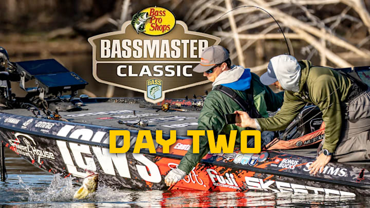 With a crazy one-hour flurry, the 22-year-old Minnesotan overtakes Day 1 leader Trey McKinney heading into Championship Sunday. With a crazy one-hour flurry, the 22-year-old Minnesotan overtakes Day 1 leader Trey McKinney heading into Championship Sunday.