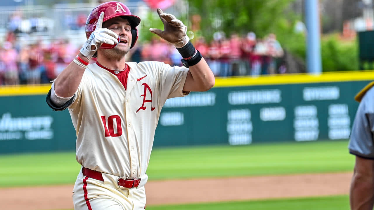Razorbacks Peyton Stovall coming home after homer against LSU