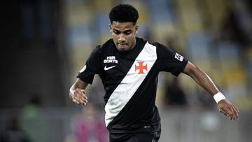 Brenner sofreu uma lesão no joelho e deve desfalcar o Vasco da Gama contra o Botafogo Brenner sofreu uma lesão no joelho e deve desfalcar o Vasco da Gama contra o Botafogo