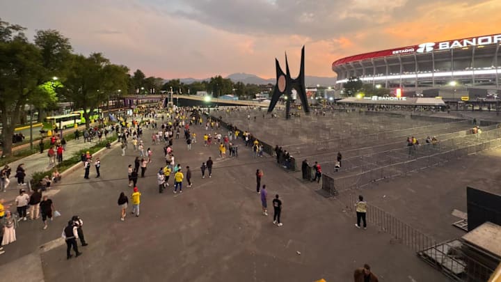 El atardecer en el Estadio Azteca. El atardecer en el Estadio Azteca.