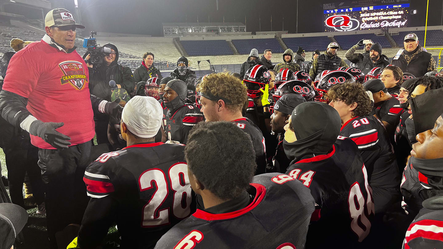 Quince Orchard and Dunbar Extend Their Maryland High School Football Dynasties