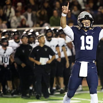 Lake Oswego quarterback Hudson Kurland committed to Washington State University following his junior season with the 6A Open runner-up Lakers.