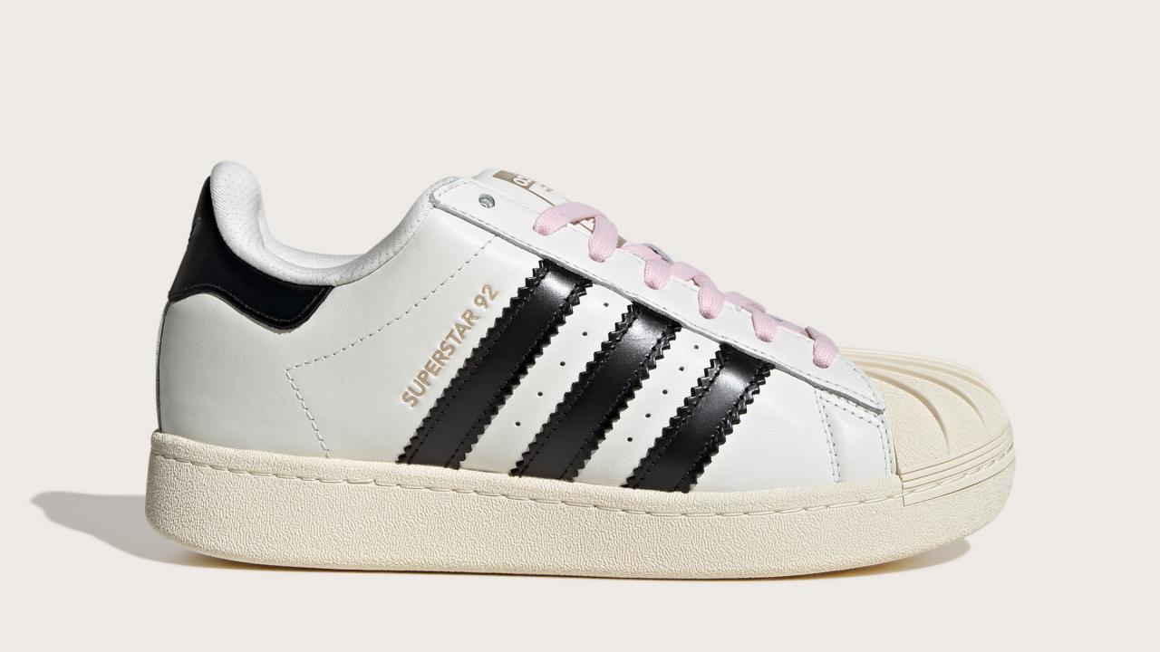 adidas gazelle silver green womens adidas Samba ADV Core Black White Gum Shoes main image 0