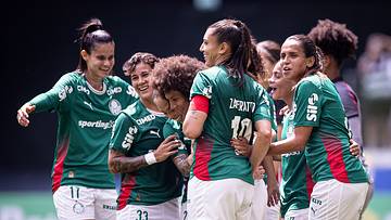 Palmeiras goleou o Vitória e segue com 100% de aproveitamento no Brasileirão Feminino 2026 Palmeiras goleou o Vitória e segue com 100% de aproveitamento no Brasileirão Feminino 2026