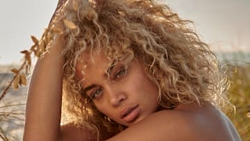 Jasmine Sanders was photographed by Yu Tsai in Tampa, Fla. 