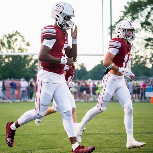 Brian Kelly and the LSU Tigers Football program will host the No. 1 quarterback in America for a visit: Elijah Haven.