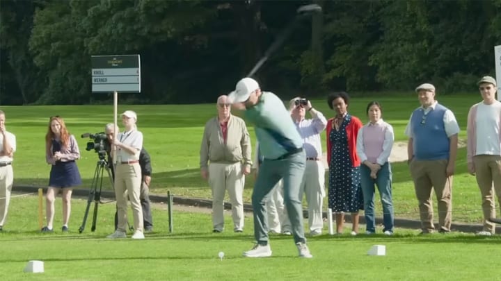 Things quickly go wrong for the golfer in SNL's latest golf sketch.