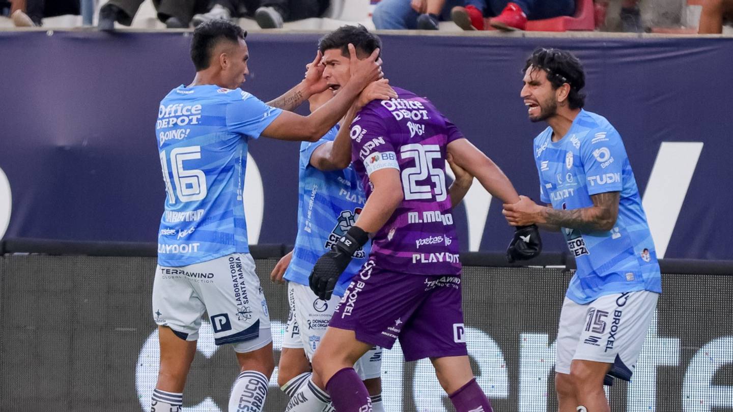 ¡Increíble! Gol del portero Carlos Moreno salva empate de Pachuca en San Luis