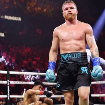 Canelo Alvarez extends his reign after a dominant performance over Edgar Berlanga