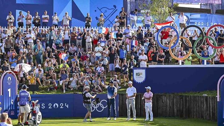 A massive home crowd greeted Perez on the opening tee Thursday morning.