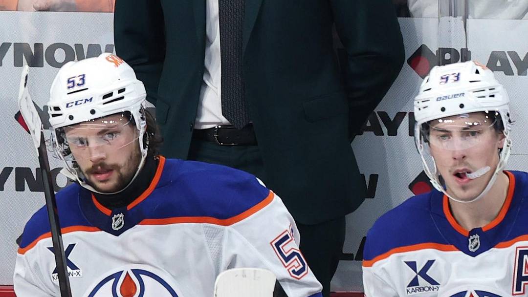 Jan 8, 2026; Winnipeg, Manitoba, CAN; Edmonton Oilers head coach Kris Knoblauch looks on during a game against the Winnipeg Jets in the third period at Canada Life Centre. Mandatory Credit: James Carey Lauder-Imagn Images