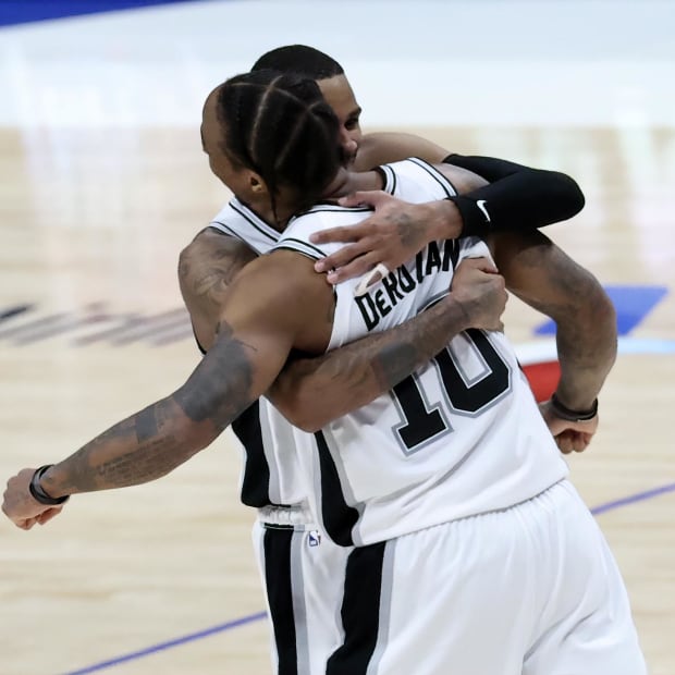 DeMar DeRozan Dejounte Murray 