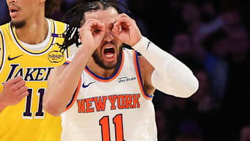 New York Knicks v Los Angeles Lakers