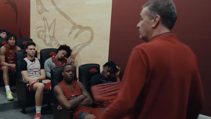 John Calipari addresses his team before the LSU game. John Calipari addresses his team before the LSU game.