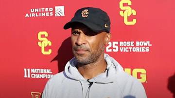 USC Trojans defensive coordinator D’Anton Lynn 