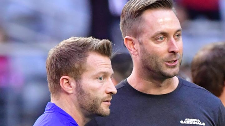 Los Angeles Rams head coach Sean McVay (left) talks with Arizona Cardinals head coach Kliff Kingsbury (right). Mandatory Credit: Matt Kartozian-Imagn Images
