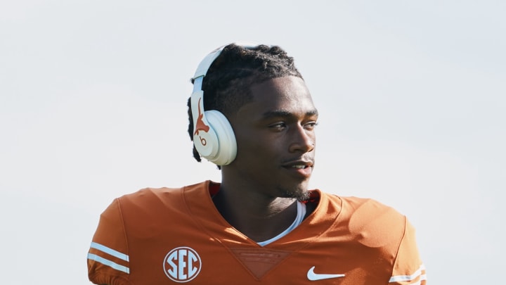 Texas WR Johntay Cook II sporting Beats by Dre headphones (Photo credit: Beats)