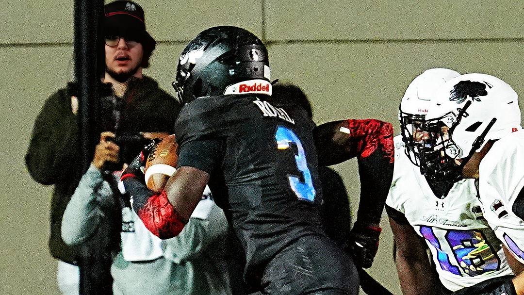Texas five-star wide receiver commit Easton Royal headlines Florida's visitors against Ole Miss.