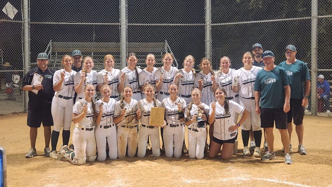 Lincoln Southwest Softball