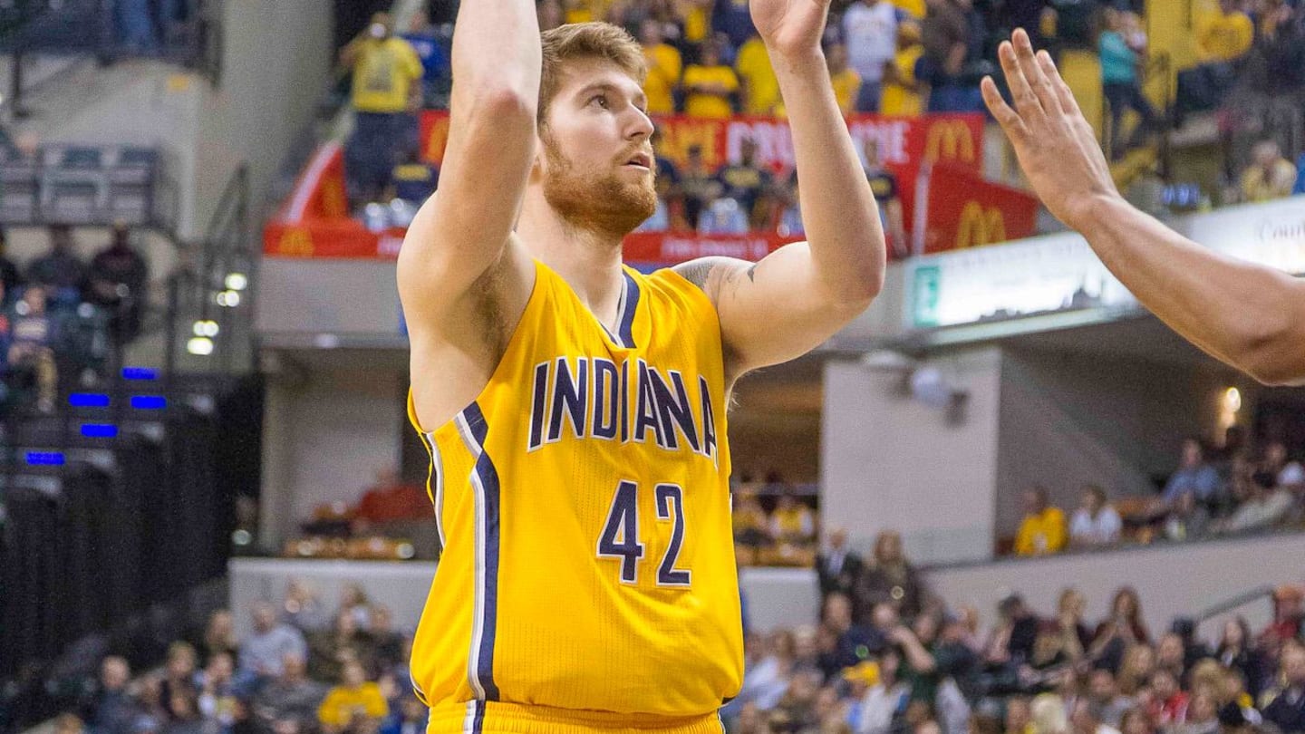 Former Indiana Pacers player, current assistant Shayne Whittington joins Western Michigan University coaching staff